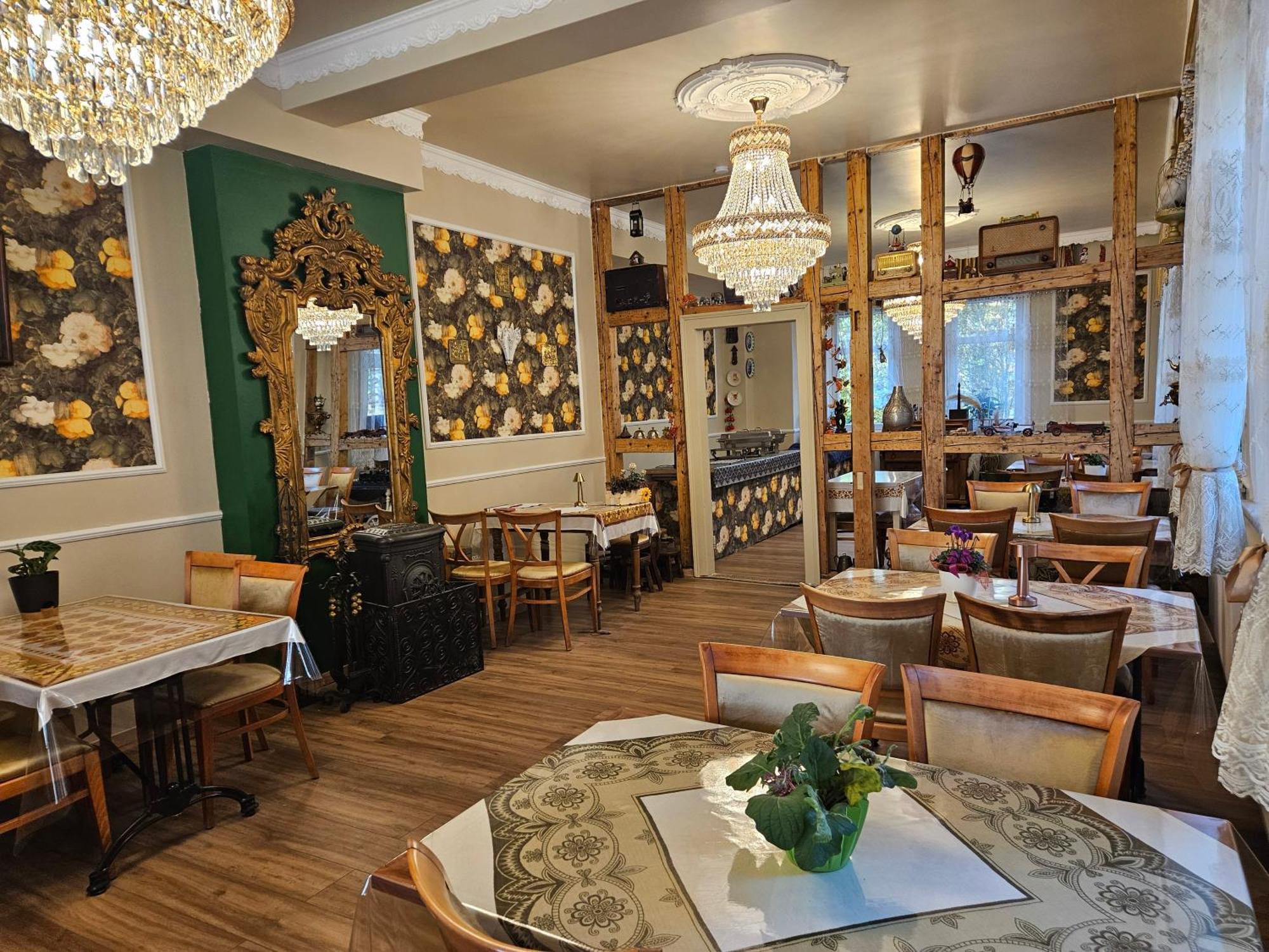 Boutique Hotel Am Bahndamm Нойхаус-ам-Реннвег Экстерьер фото