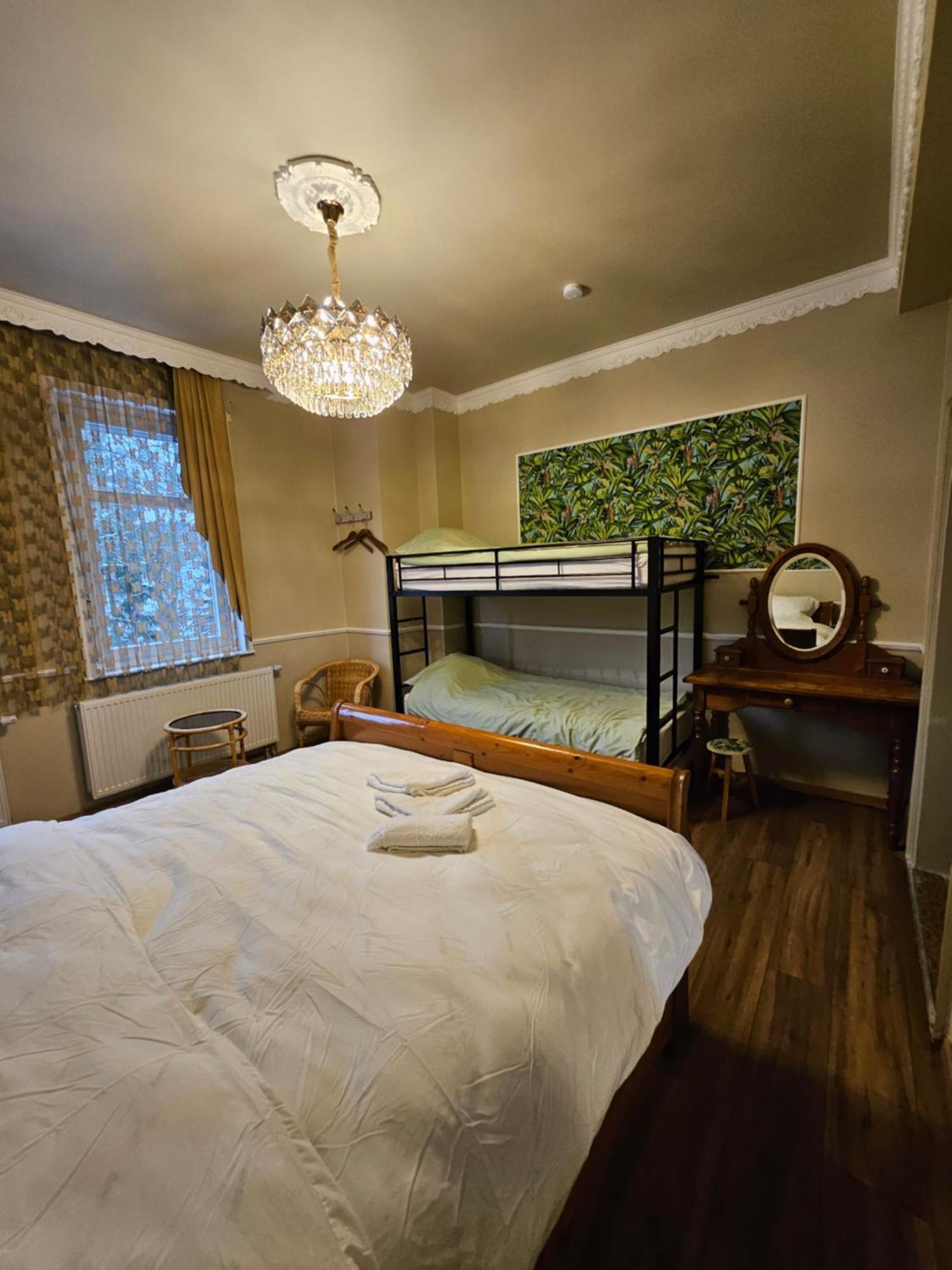 Boutique Hotel Am Bahndamm Нойхаус-ам-Реннвег Экстерьер фото